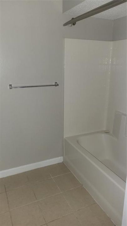Recently Rented: $1,595 (1 beds, 1 baths, 790 Square Feet)