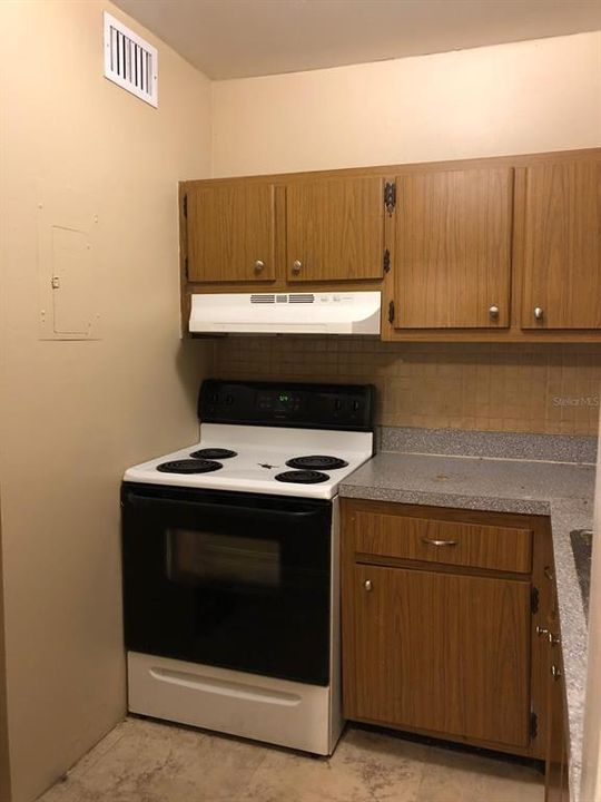 For Rent: $1,290 (1 beds, 1 baths, 650 Square Feet)