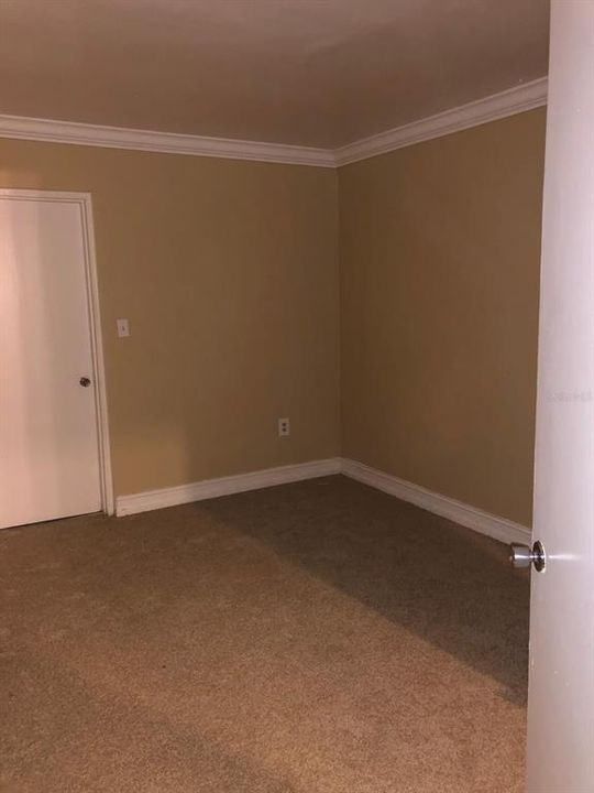 For Rent: $1,290 (1 beds, 1 baths, 650 Square Feet)