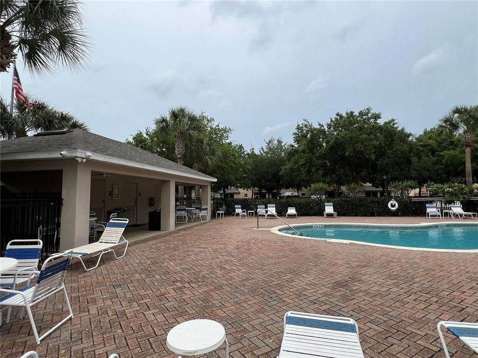 Active With Contract: $399,900 (3 beds, 2 baths, 1675 Square Feet)