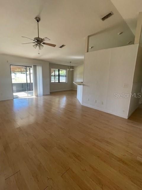 Recently Sold: $299,000 (3 beds, 2 baths, 1729 Square Feet)
