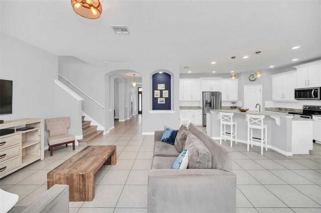 Recently Sold: $719,000 (4 beds, 3 baths, 2935 Square Feet)