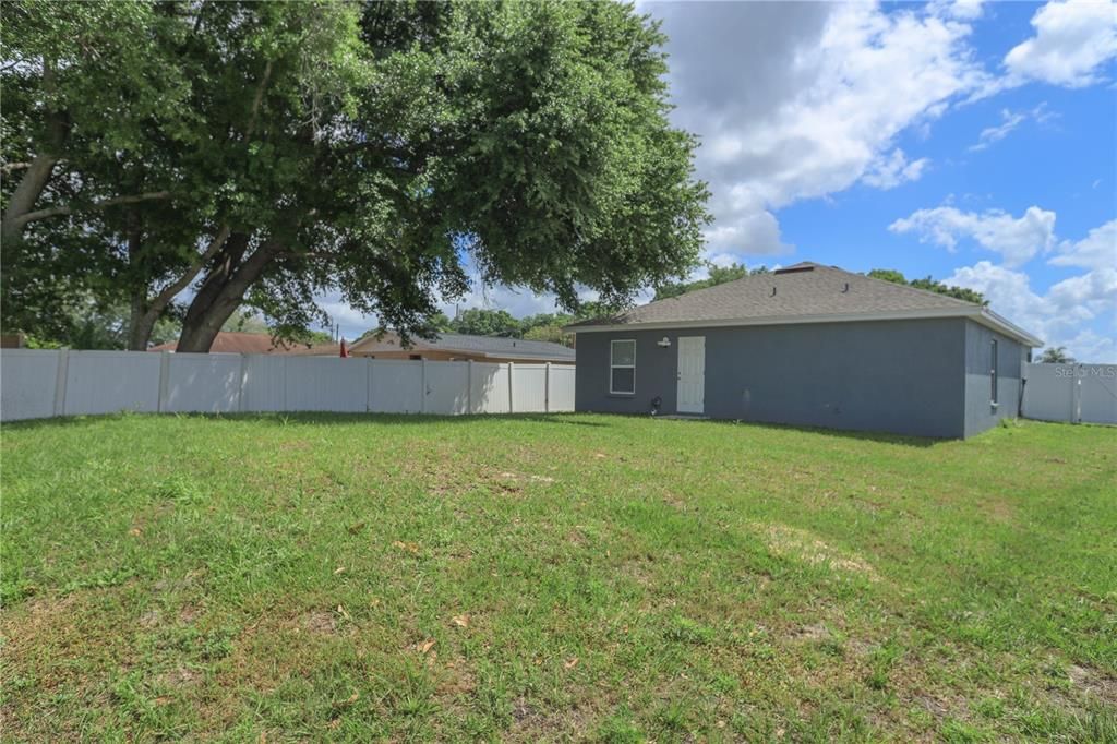 For Sale: $329,900 (3 beds, 2 baths, 1173 Square Feet)