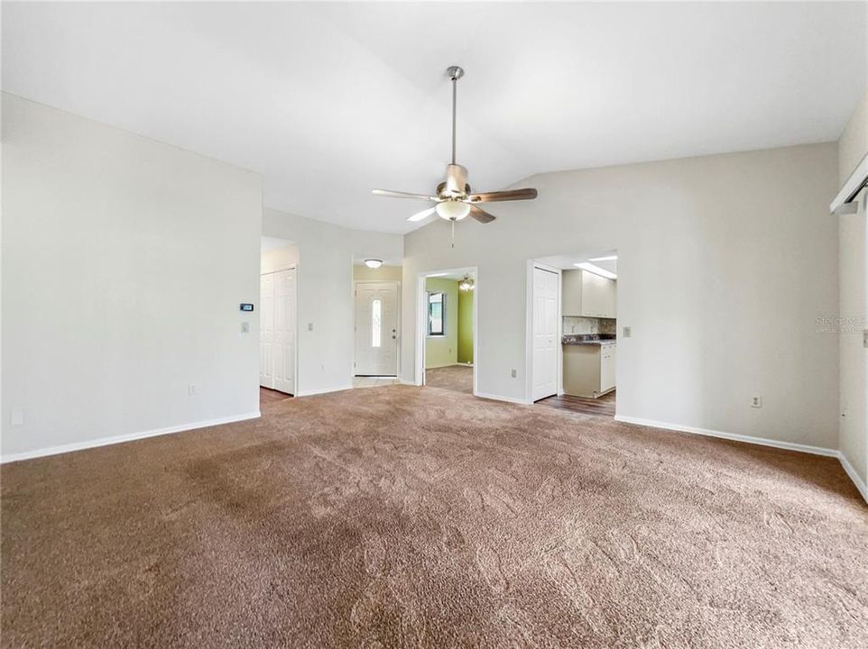 Active With Contract: $329,000 (3 beds, 2 baths, 1307 Square Feet)