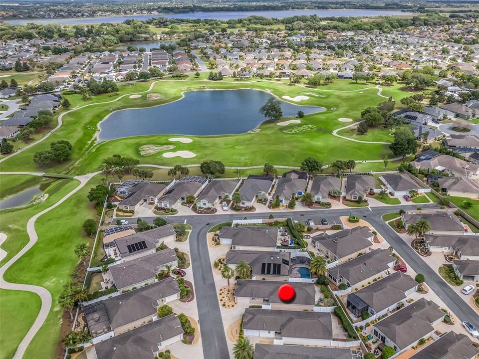 BEAUTIFUL AREA - GOLF CART CONVENIENT TO SUMTER AND BROWNWOOD TOWN SQUARES (and surrounded by rec centers, pools, pickleball and more!)