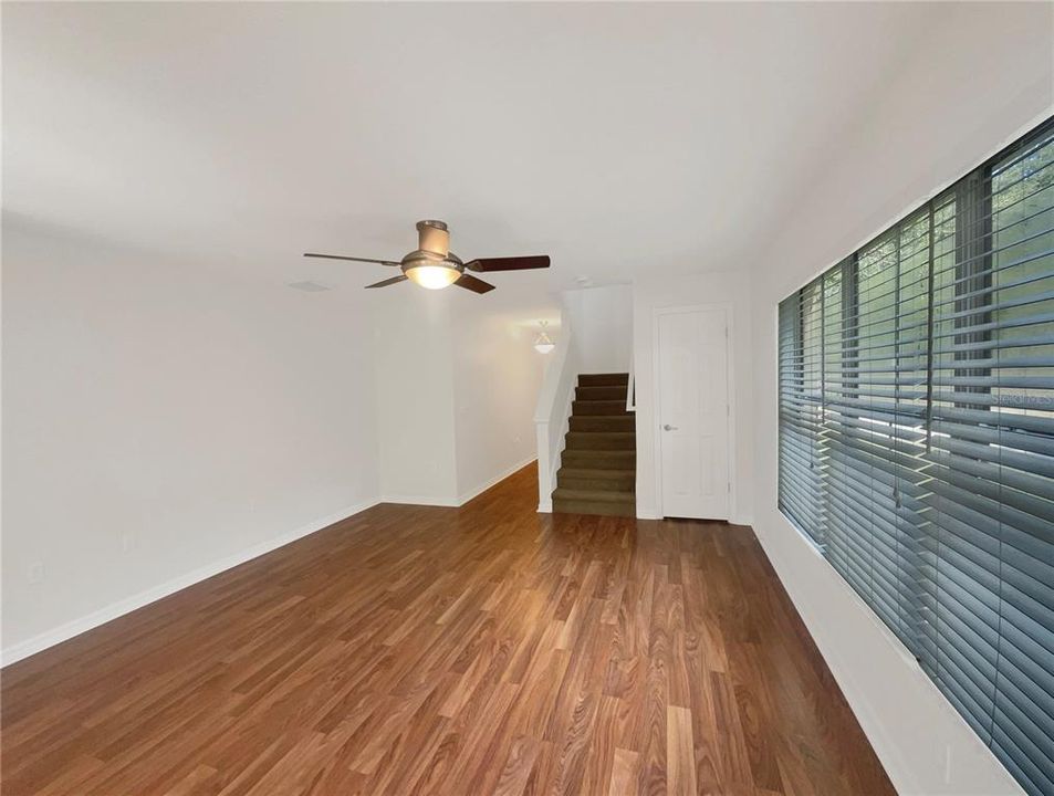 Active With Contract: $249,000 (3 beds, 2 baths, 1751 Square Feet)