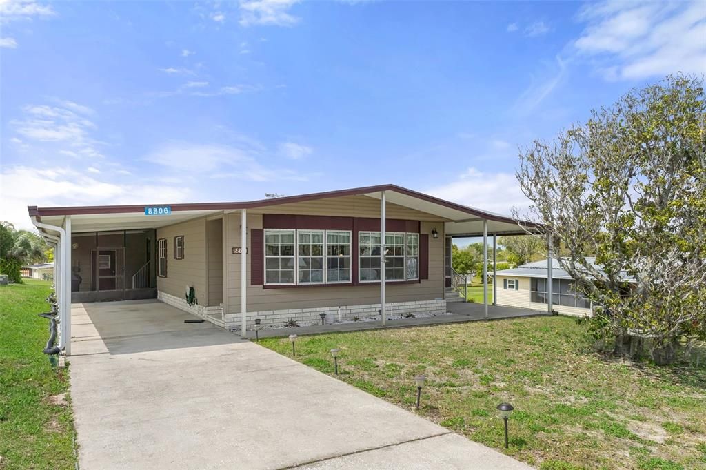 Recently Sold: $174,900 (3 beds, 2 baths, 1357 Square Feet)