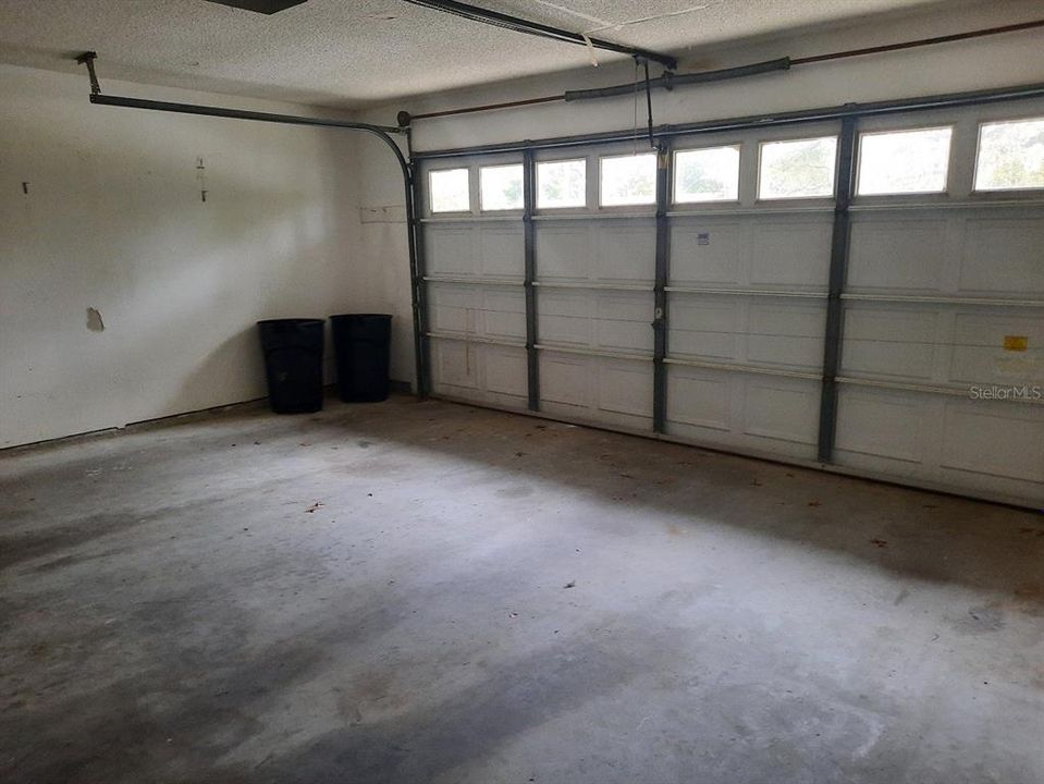 Garage reverse
