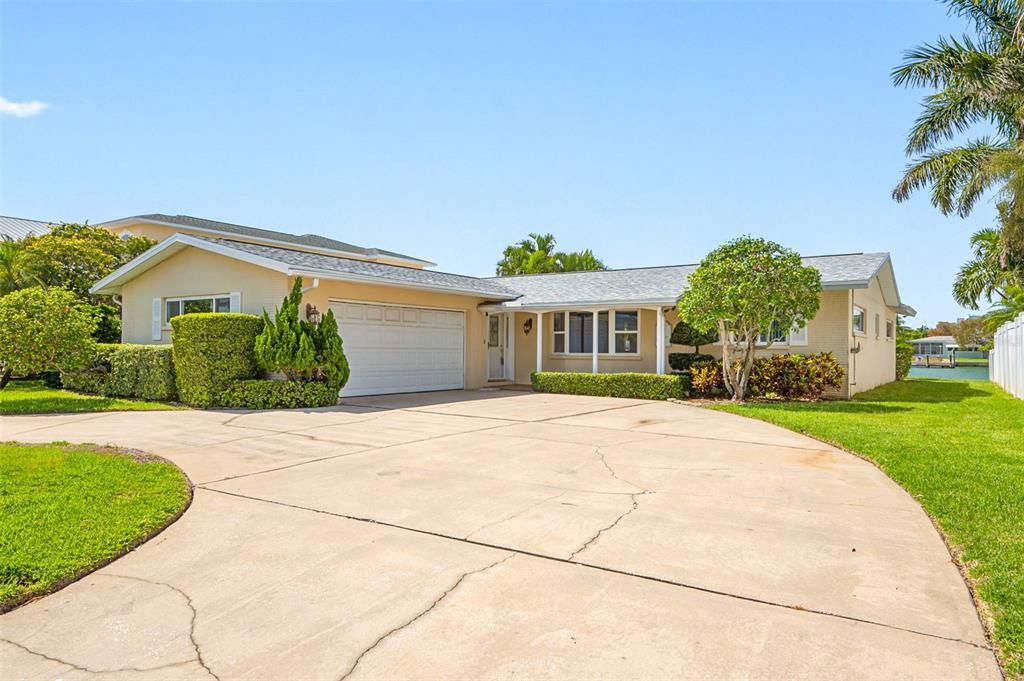 Recently Sold: $1,025,000 (3 beds, 2 baths, 1930 Square Feet)