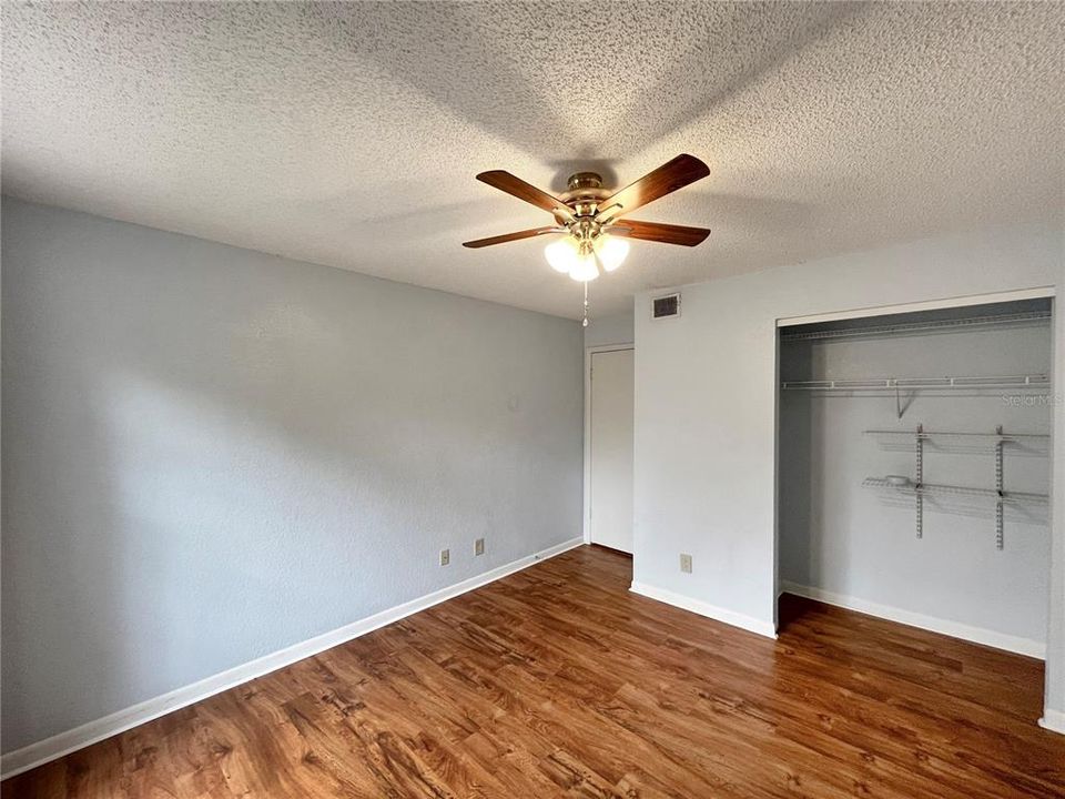 Recently Rented: $1,600 (2 beds, 2 baths, 971 Square Feet)