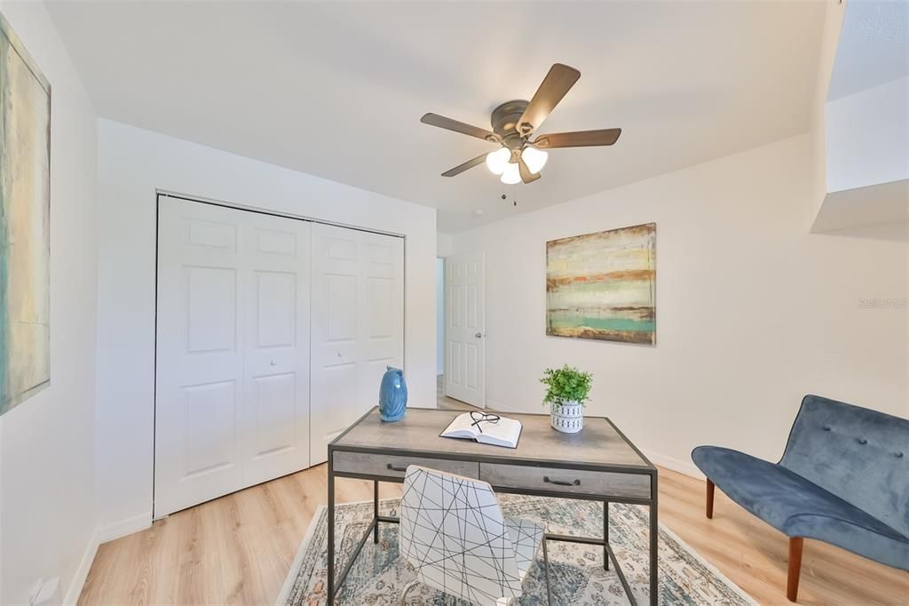 Active With Contract: $98,000 (2 beds, 1 baths, 860 Square Feet)