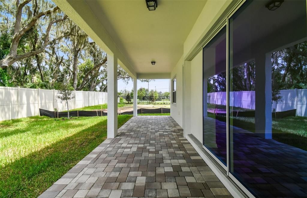 Large Covered Lanai