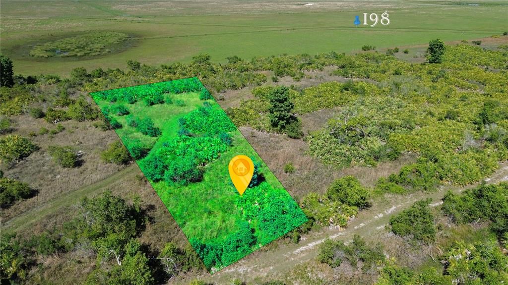 En Venta: $50,000 (0.91 acres)