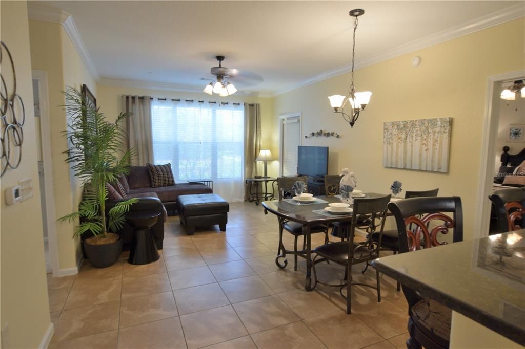 Active With Contract: $209,900 (3 beds, 3 baths, 1217 Square Feet)