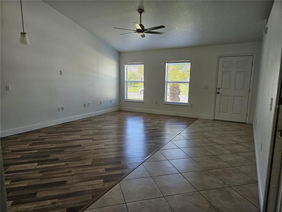 Active With Contract: $2,500 (5 beds, 2 baths, 2088 Square Feet)