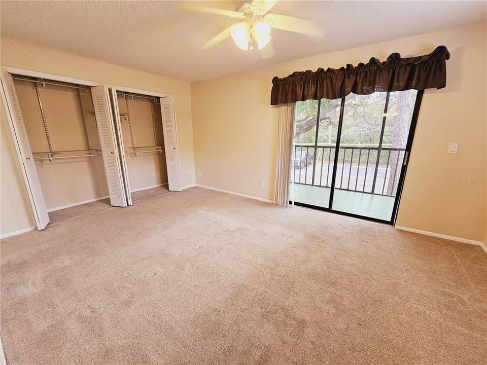 For Sale: $165,000 (1 beds, 1 baths, 763 Square Feet)