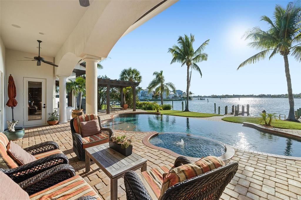 For Sale: $9,995,000 (4 beds, 4 baths, 6091 Square Feet)