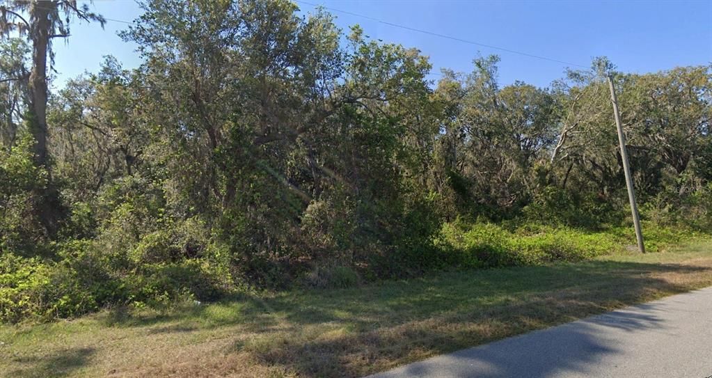 For Sale: $14,000 (0.26 acres)
