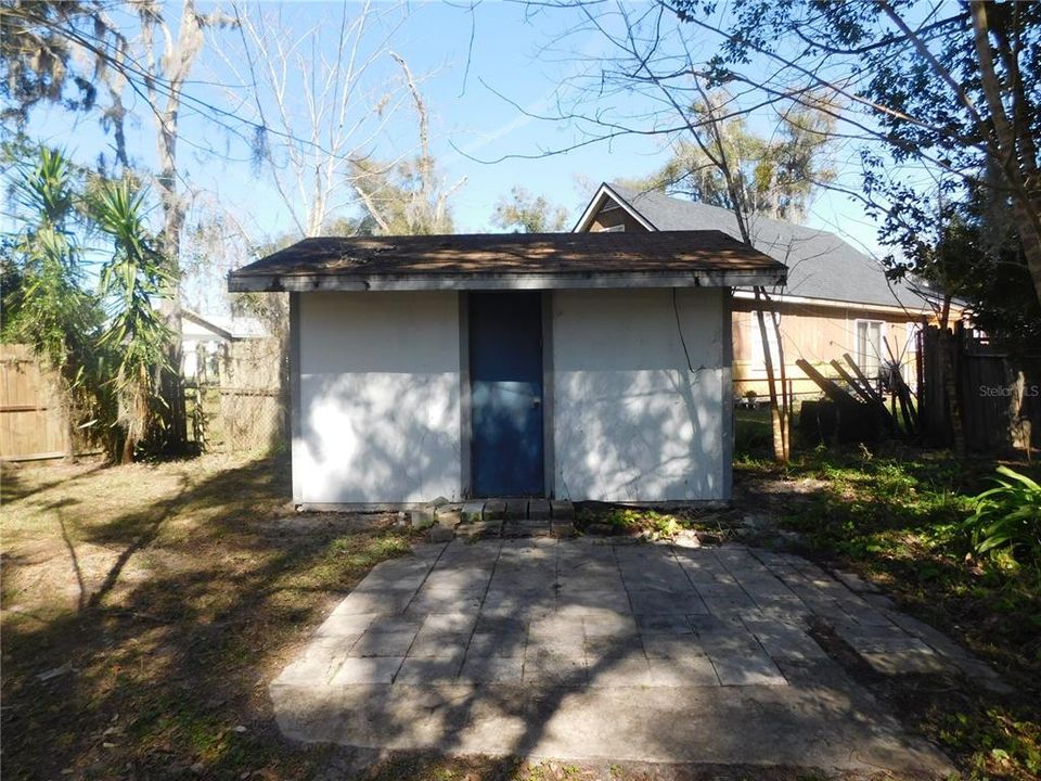 Recently Sold: $106,300 (2 beds, 1 baths, 1013 Square Feet)