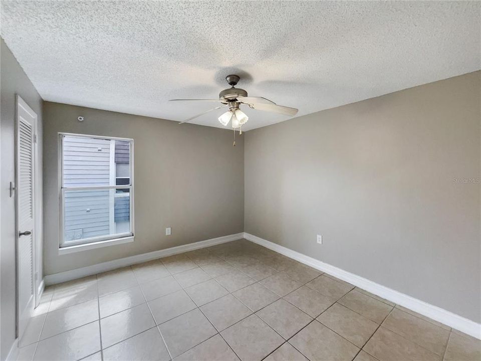 Recently Sold: $170,000 (1 beds, 1 baths, 665 Square Feet)