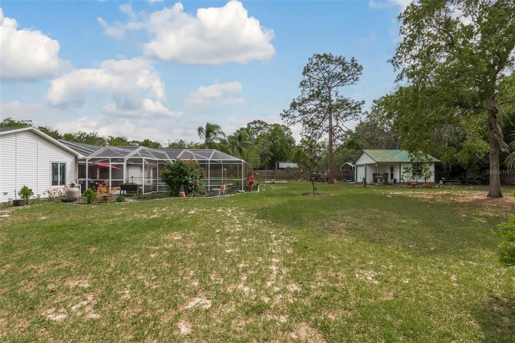 Recently Sold: $450,000 (3 beds, 2 baths, 1844 Square Feet)