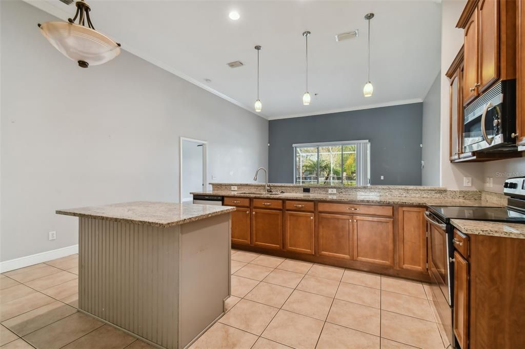 For Sale: $469,900 (4 beds, 2 baths, 2306 Square Feet)