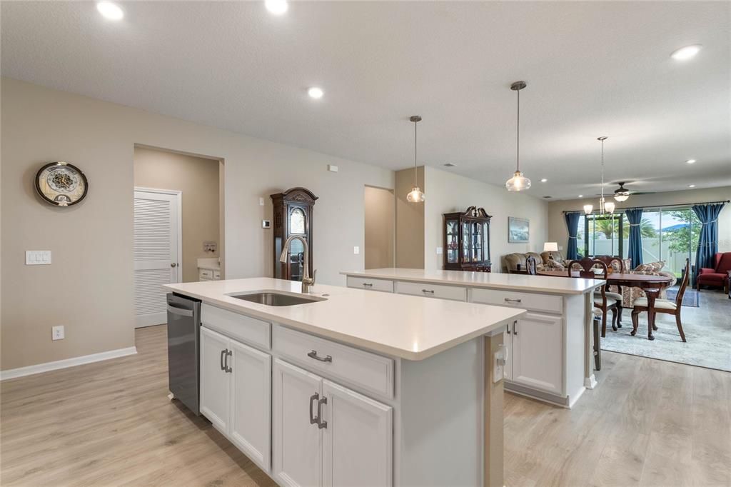 Recently Sold: $524,990 (4 beds, 2 baths, 2215 Square Feet)