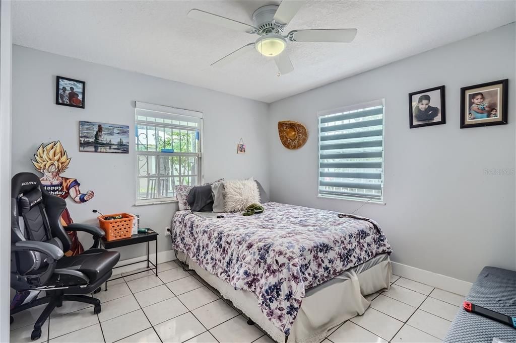 Recently Sold: $550,000 (4 beds, 2 baths, 2160 Square Feet)
