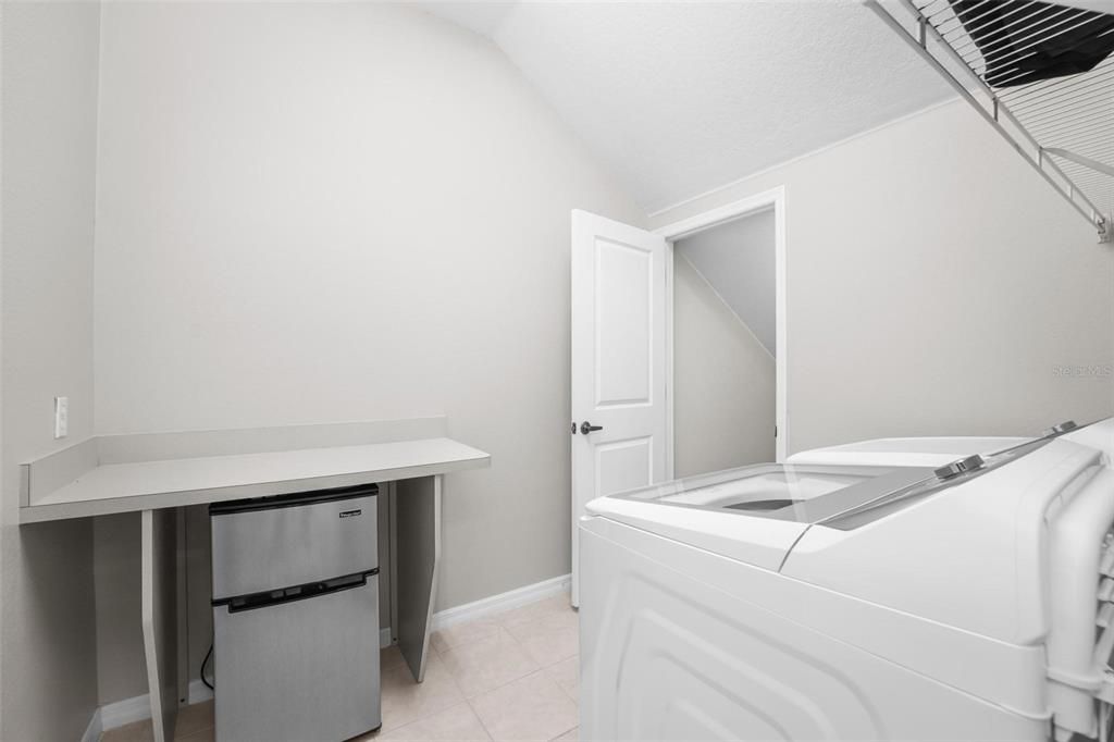 laundry room - level 3 off master bath - washer and dryer do convey