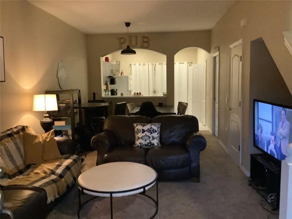 Recently Sold: $220,000 (2 beds, 2 baths, 1152 Square Feet)