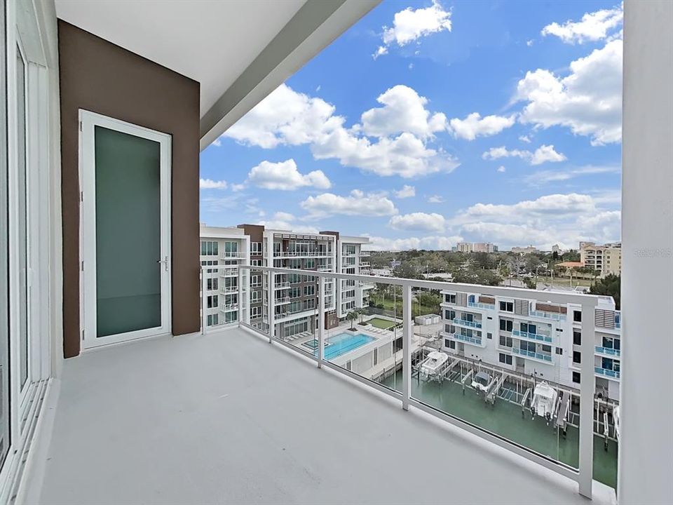 Active With Contract: $5,000 (2 beds, 2 baths, 1815 Square Feet)