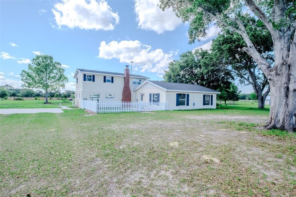 Active With Contract: $499,000 (4 beds, 2 baths, 2281 Square Feet)