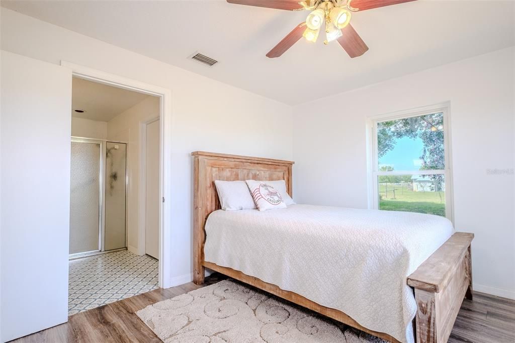 Active With Contract: $499,000 (4 beds, 2 baths, 2281 Square Feet)