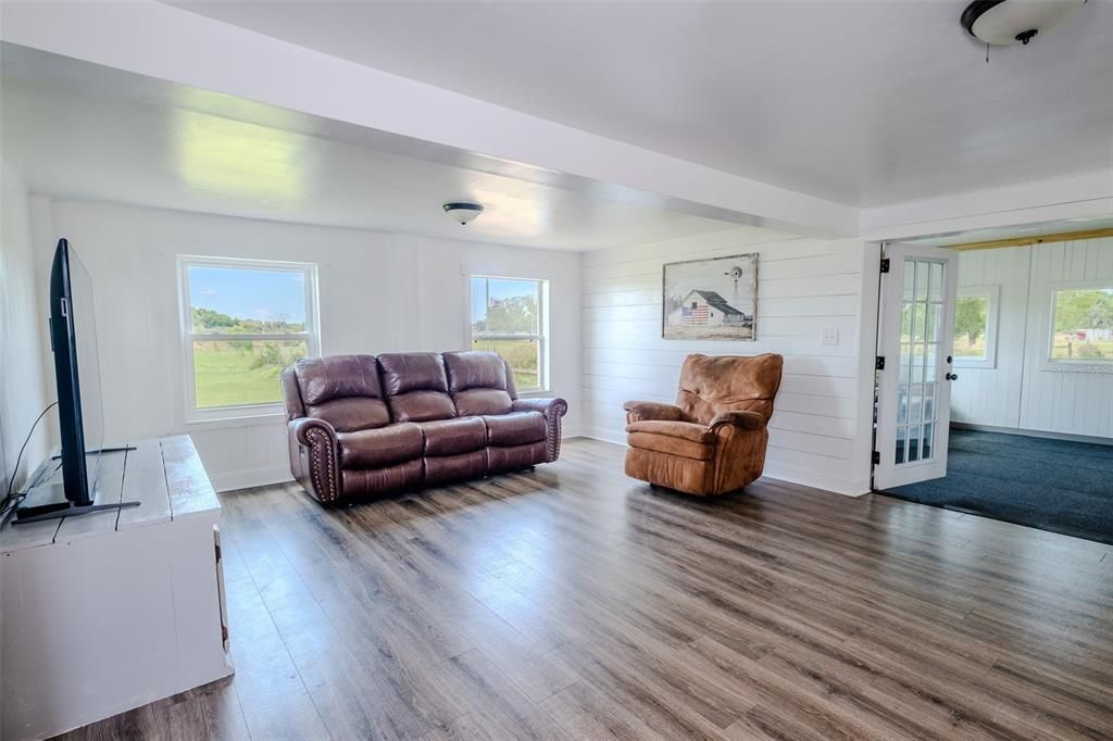 Active With Contract: $499,000 (4 beds, 2 baths, 2281 Square Feet)
