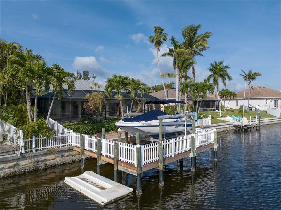 For Sale: $999,500 (4 beds, 2 baths, 2001 Square Feet)