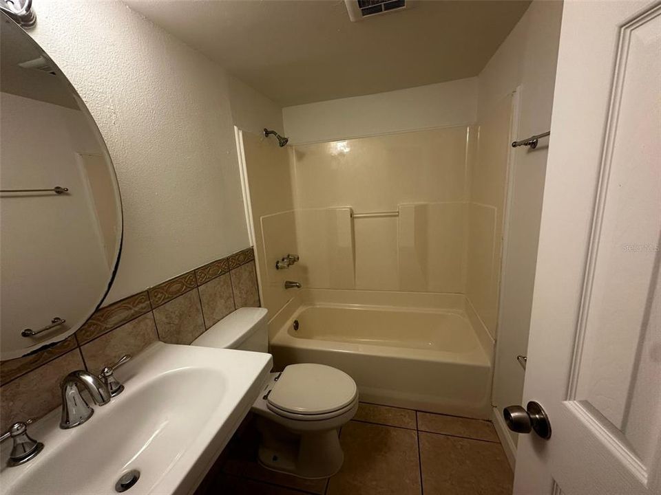 For Rent: $1,225 (2 beds, 2 baths, 1020 Square Feet)