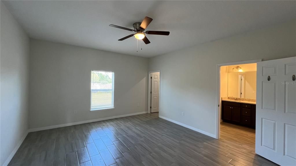 Recently Rented: $1,849 (3 beds, 2 baths, 1475 Square Feet)