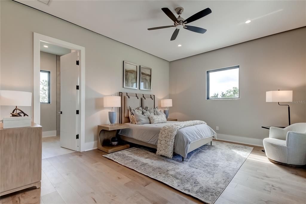 For Sale: $4,900,000 (5 beds, 4 baths, 5119 Square Feet)