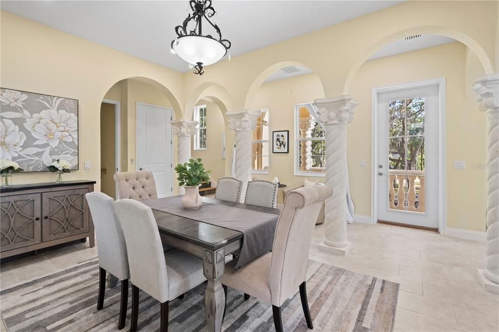 Recently Sold: $1,395,000 (3 beds, 3 baths, 2578 Square Feet)