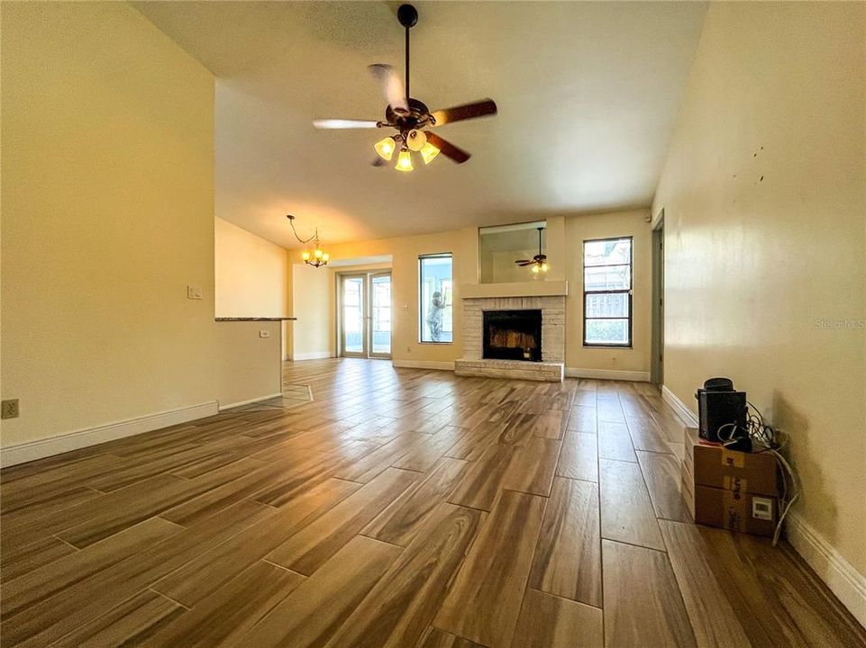 For Rent: $3,250 (3 beds, 2 baths, 1513 Square Feet)