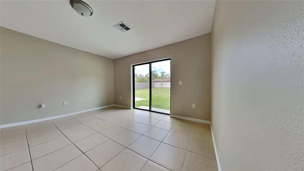 For Sale: $314,900 (3 beds, 2 baths, 1270 Square Feet)