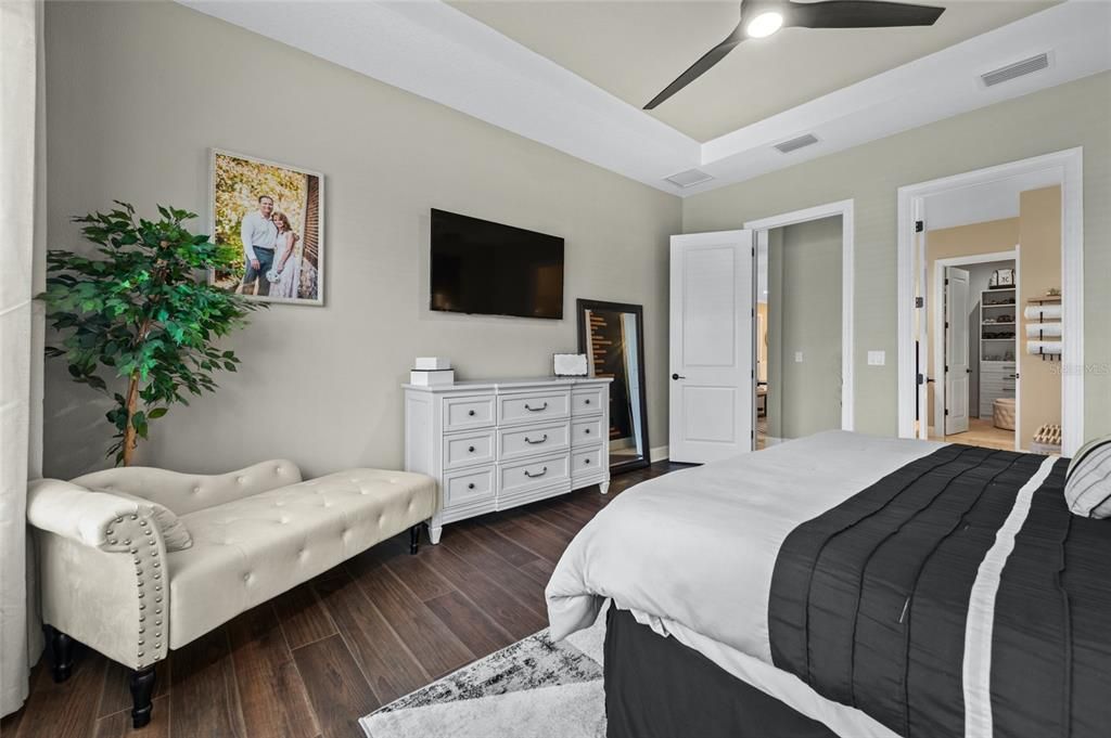 Active With Contract: $1,350,000 (3 beds, 3 baths, 2277 Square Feet)