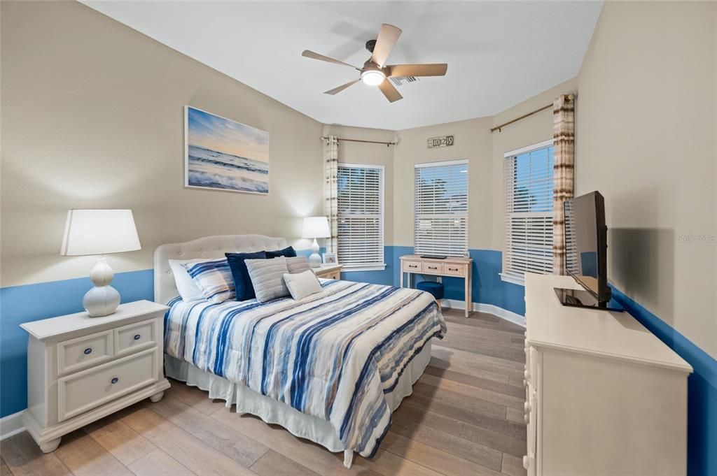 Active With Contract: $1,350,000 (3 beds, 3 baths, 2277 Square Feet)