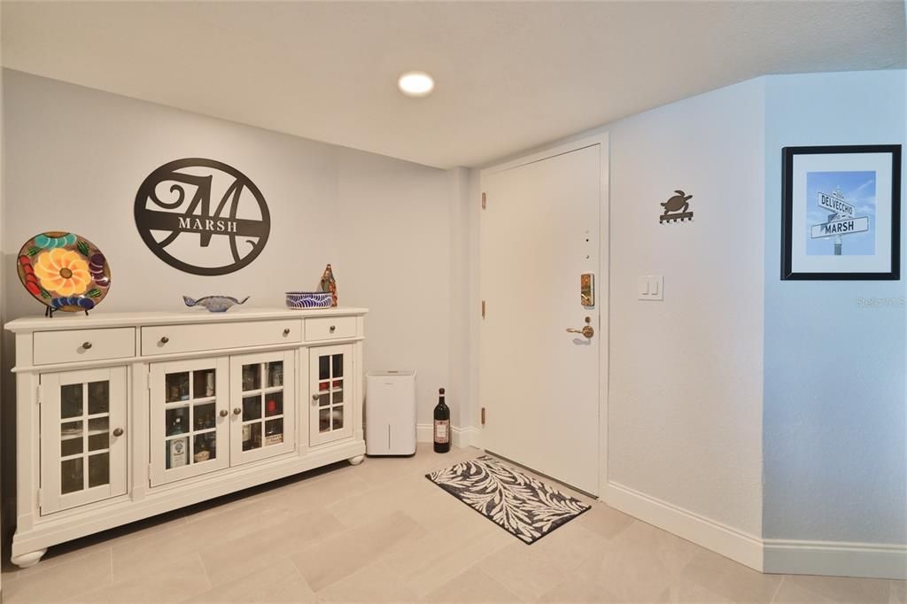 For Sale: $564,900 (2 beds, 2 baths, 1590 Square Feet)