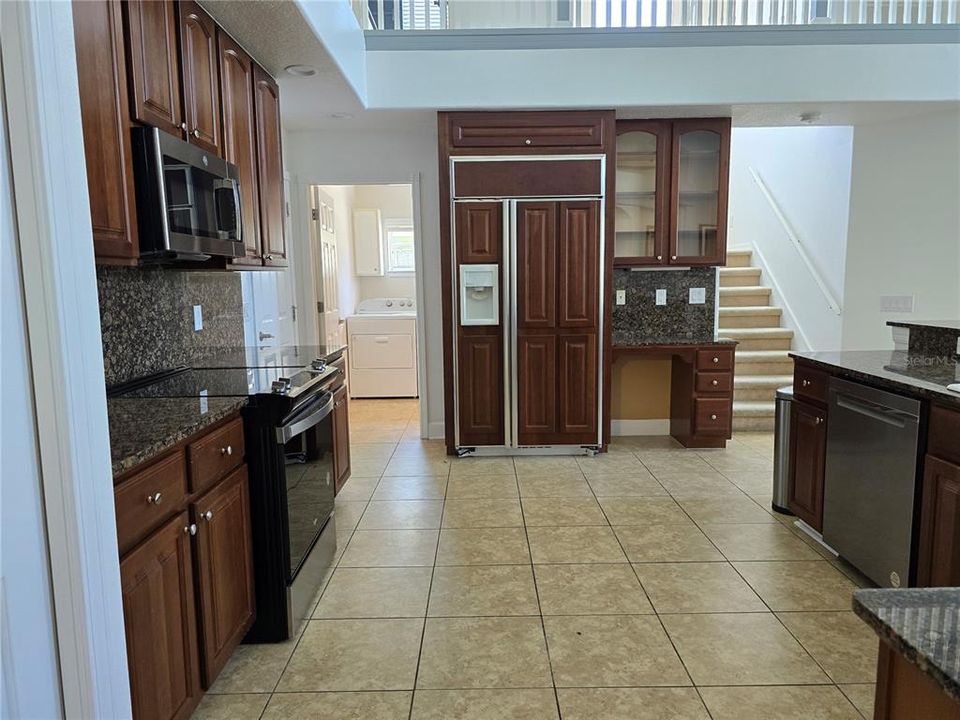 For Rent: $4,599 (5 beds, 3 baths, 3249 Square Feet)