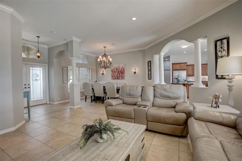 Active With Contract: $749,900 (4 beds, 3 baths, 2844 Square Feet)