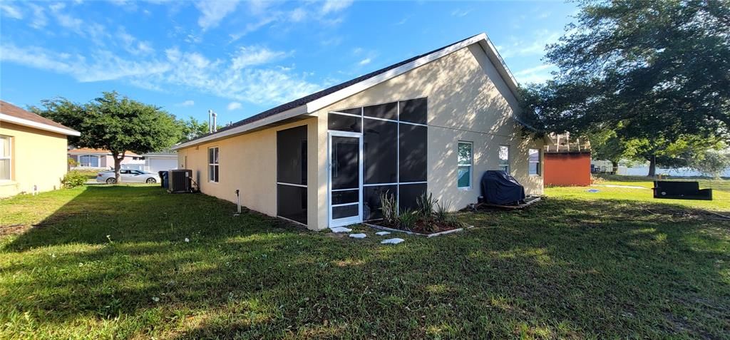 Active With Contract: $265,000 (4 beds, 2 baths, 1804 Square Feet)