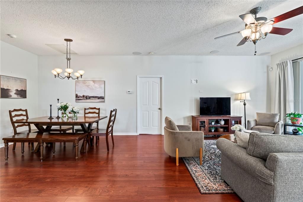 Active With Contract: $545,000 (4 beds, 2 baths, 1841 Square Feet)