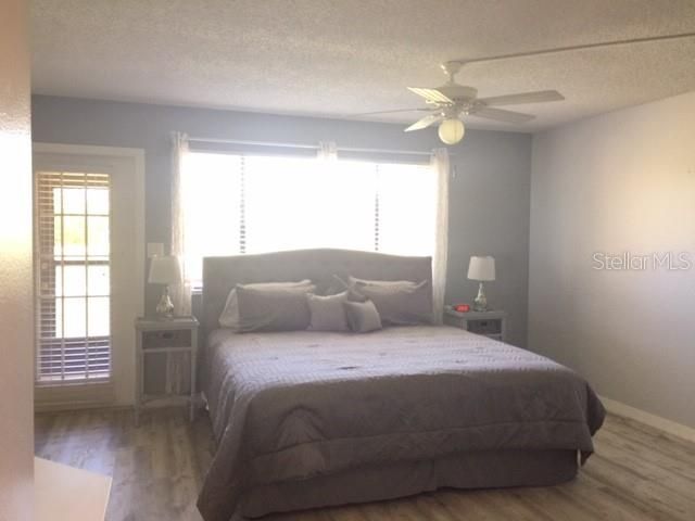 For Rent: $4,400 (2 beds, 2 baths, 1365 Square Feet)