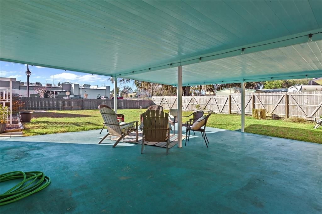 Additional Large Covered Porch Area